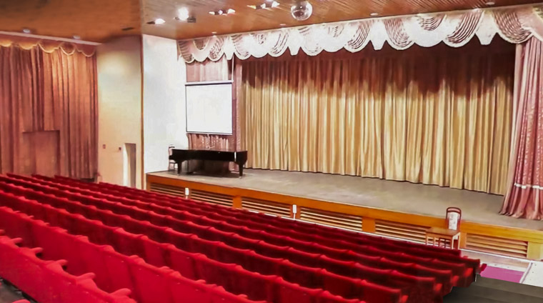 Киноконцертный зал санатория Калинина в Ессентуках