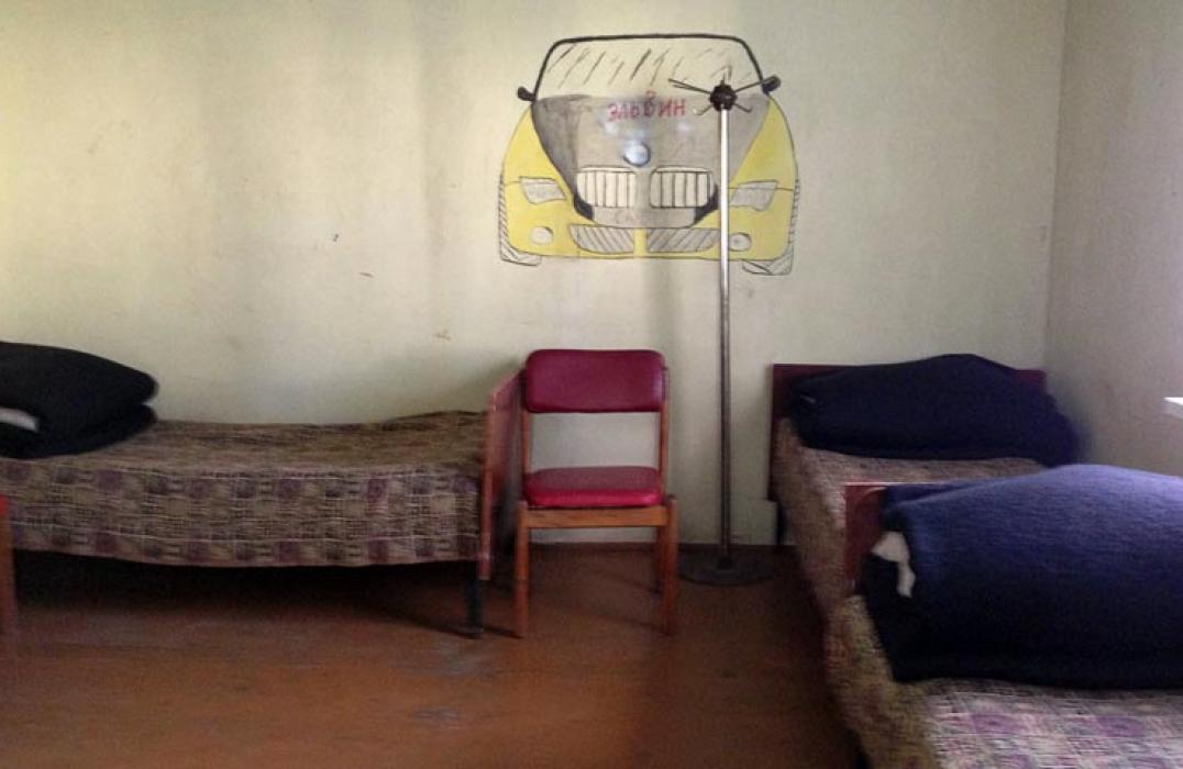 Турбаза Нарат, 12 местный 6 комнатный Кирпичный дом без удобств. Фото 2