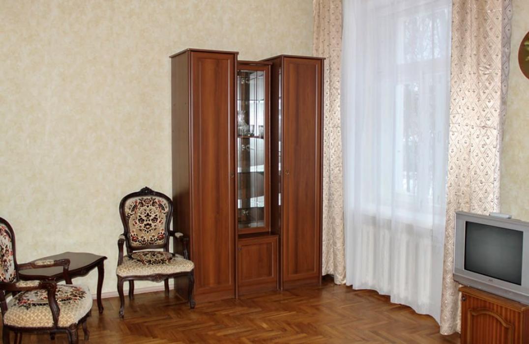 Оснащение гостиной в 3 местном 3 комнатном Комфорте, Корпус 1 санатория Ерино в Москве