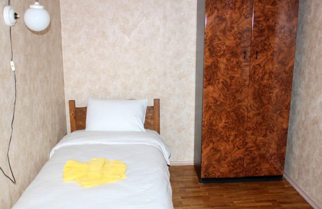 Спальная комната в 3 местном 3 комнатном Комфорте, Корпус 1 санатория Ерино в Москве