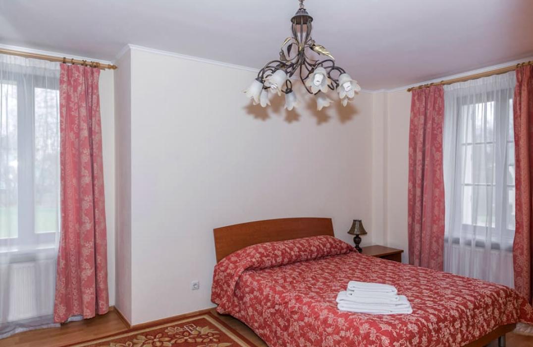 Спальня в 6 местном 5 комнатном 2 этажном, Коттедже №4 санатория Валуево. Москва