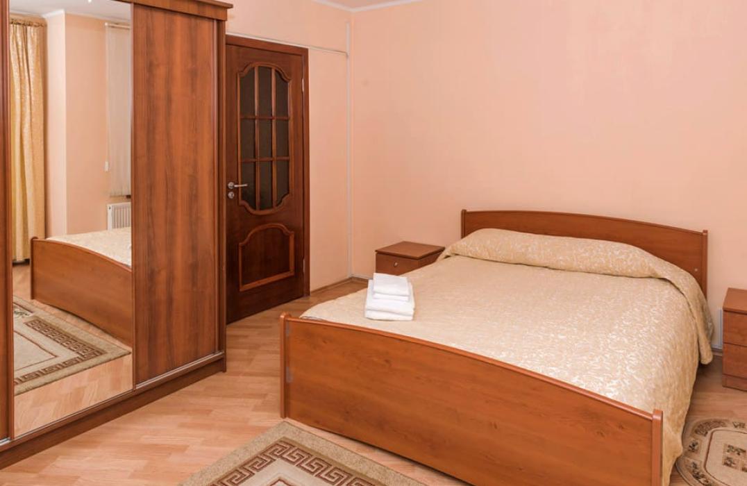 Одна из спален в 6 местном 5 комнатном 2 этажном, Коттедже №4 санатория Валуево в Москве