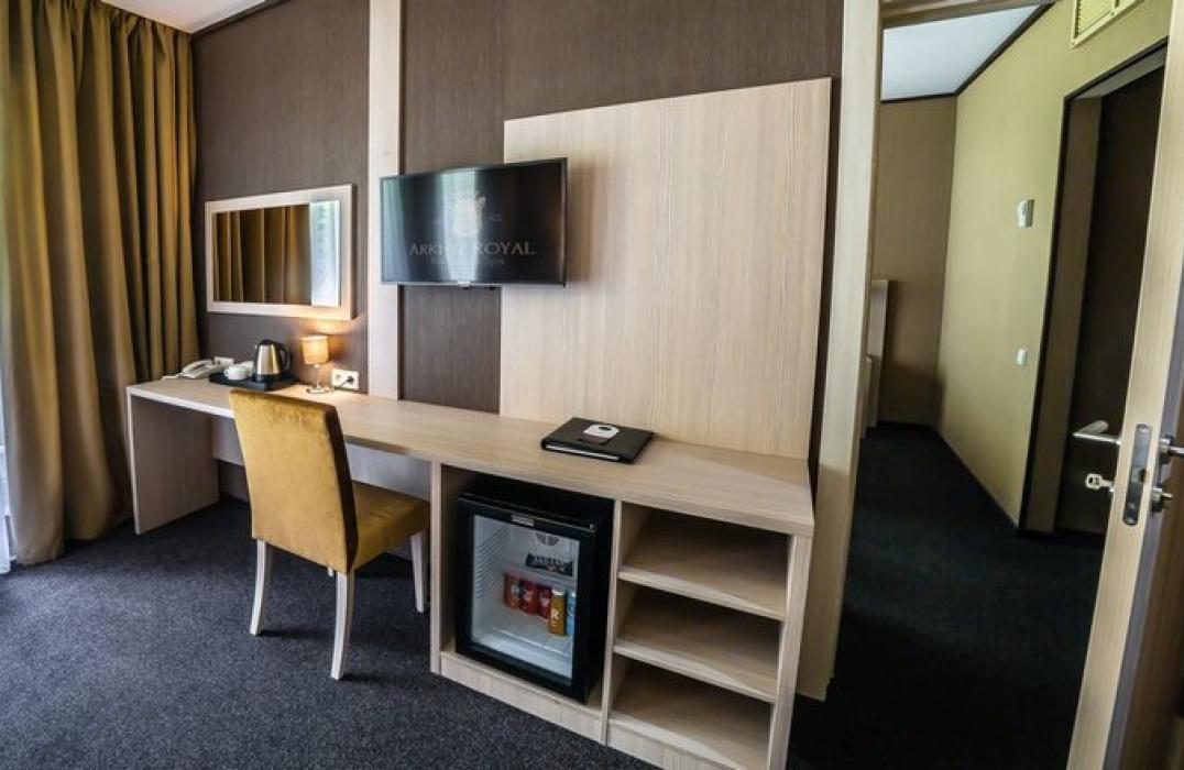 Отель Arkhyz Royal Resort & Spa, номер 4 местный 2 комнатный Интерконнект (смежные номера), фото 5