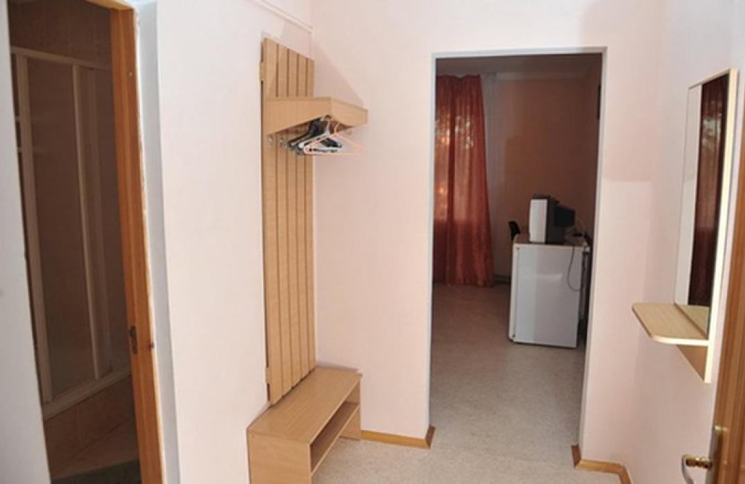 2 местный 1 комнатный Стандарт без балкона. Пансионат Танжер. Саки, Крым, фото 2