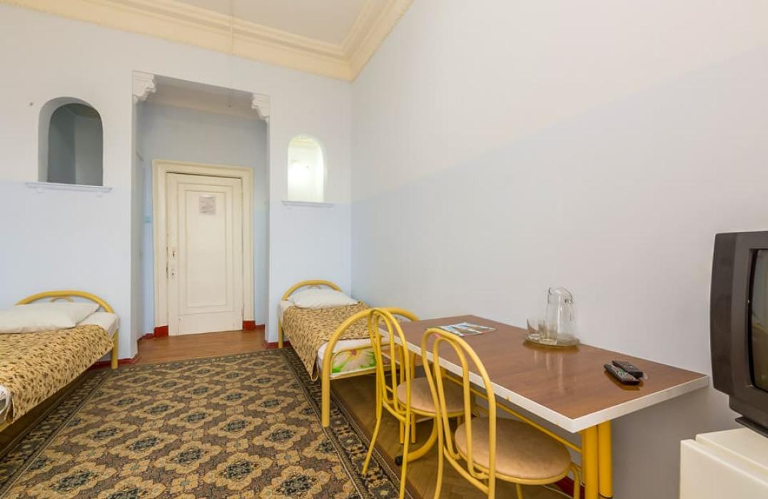 Санаторий Москва, номер 3 местный 1 комнатный 3 категории с удобствами на этаже, Корпус 1, фото 2