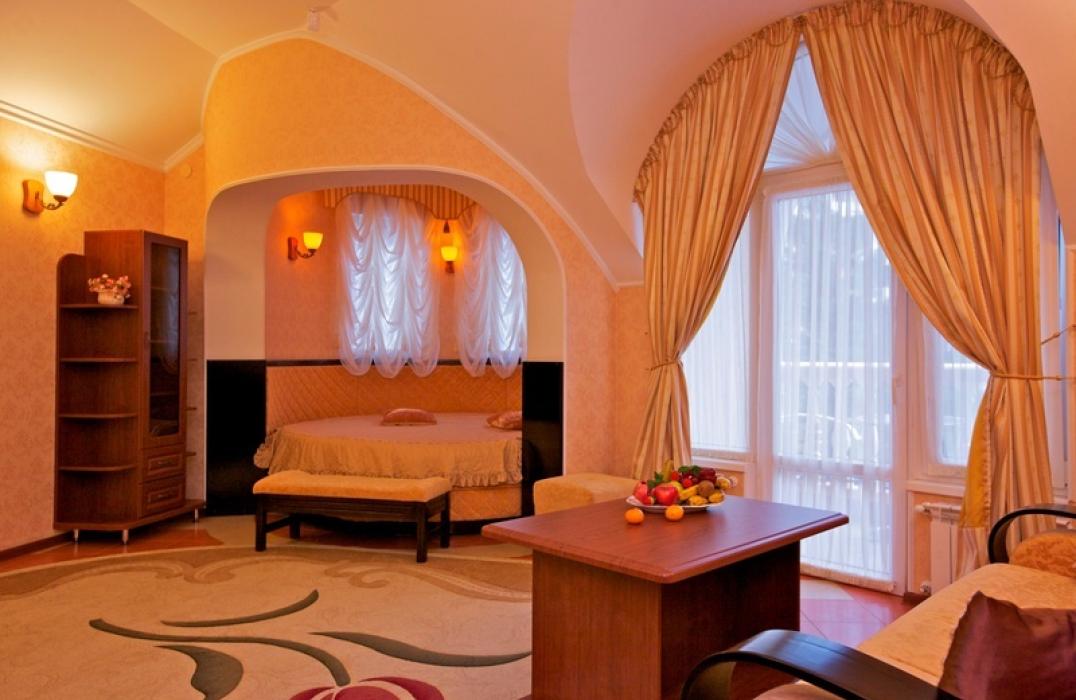 Люкс «Семейный» 2 местный 2 комнатный в Wind Rose Hotel & SPA / Отель Роза Ветров в Сочи фото 1