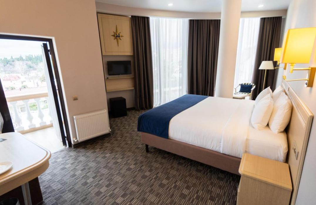 Делюкс улучшенный 2 местный 1 комнатный в Wind Rose Hotel & SPA / Отель Роза Ветров в Сочи фото 3