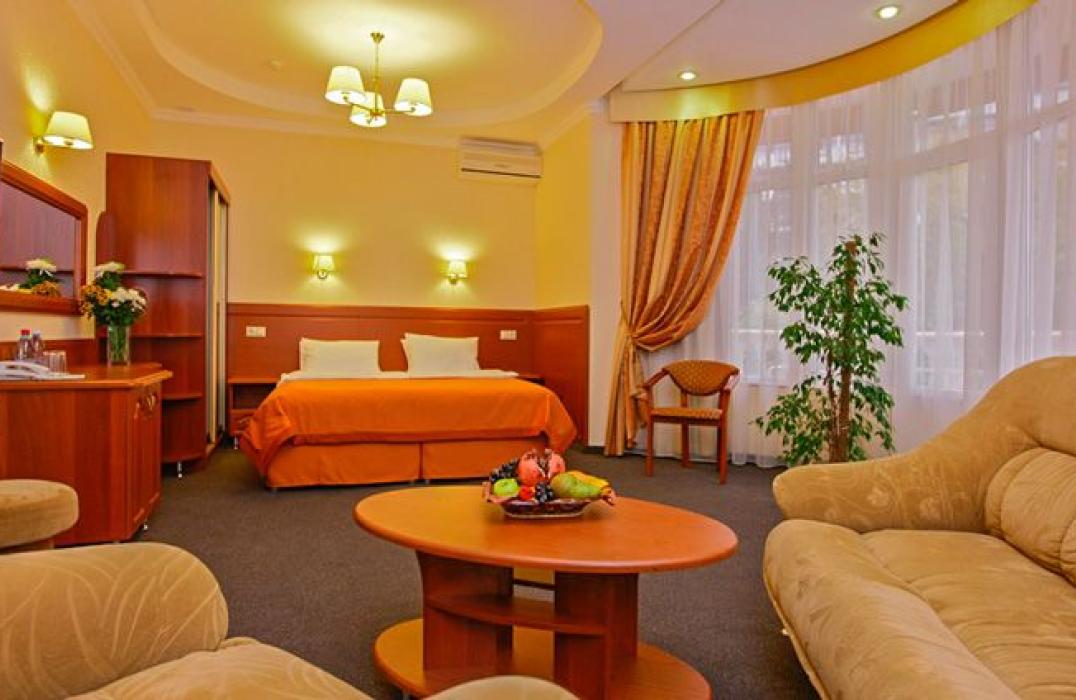 Делюкс 2 местный 1 комнатный в Wind Rose Hotel & SPA / Отель Роза Ветров в Сочи фото 1