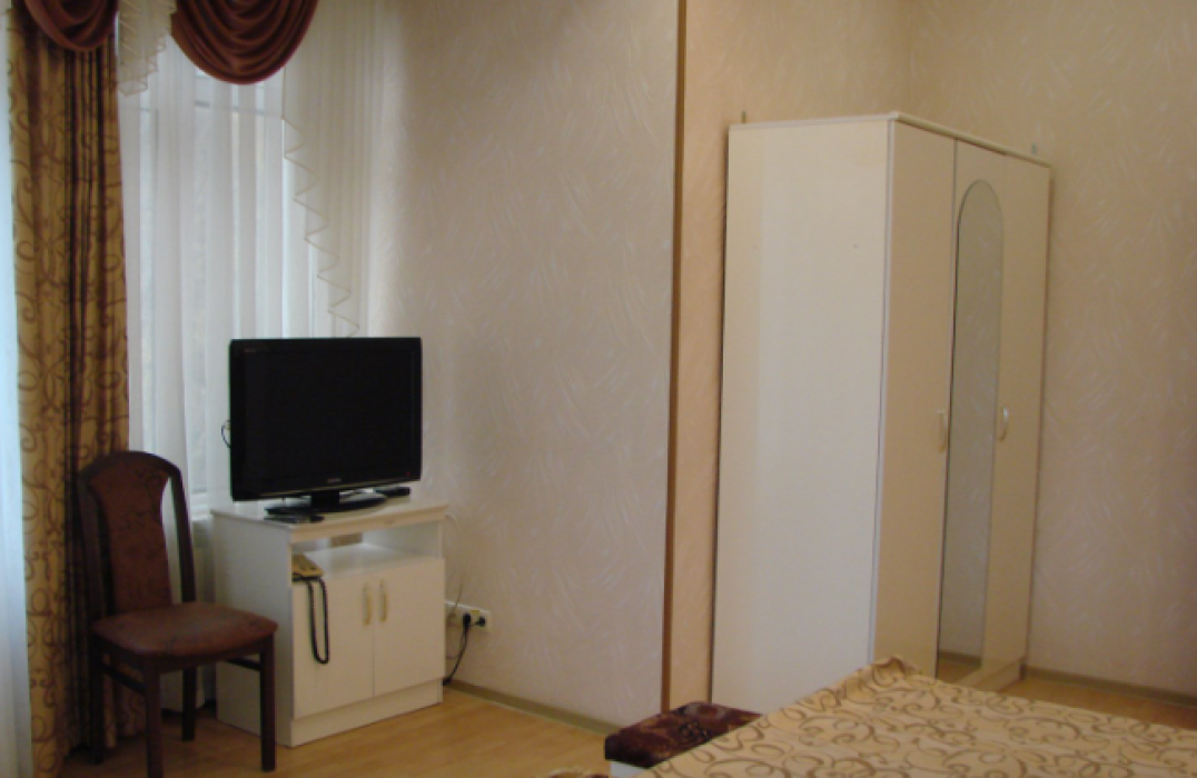 2 местный 2 комнатный стандарт с доп. местами 3 этаж № 307, 312 в отеле Нева в Анапе фото 3
