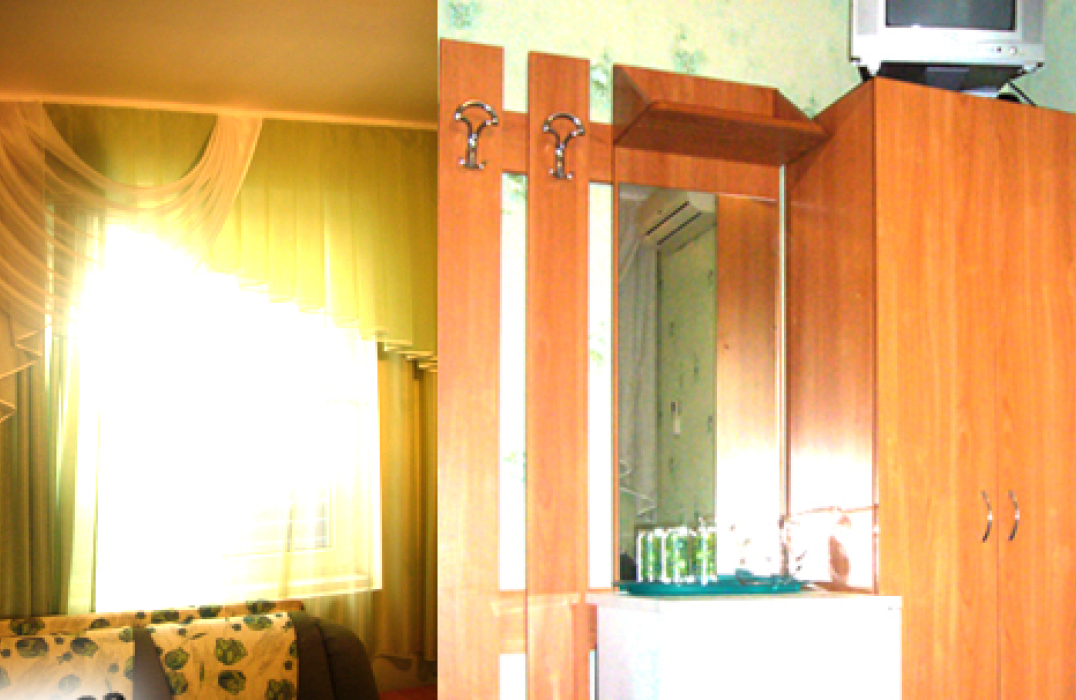 2 местный 1 комнатный номер с отдельным входом и кухней в отеле Южный рай в Анапе фото 3