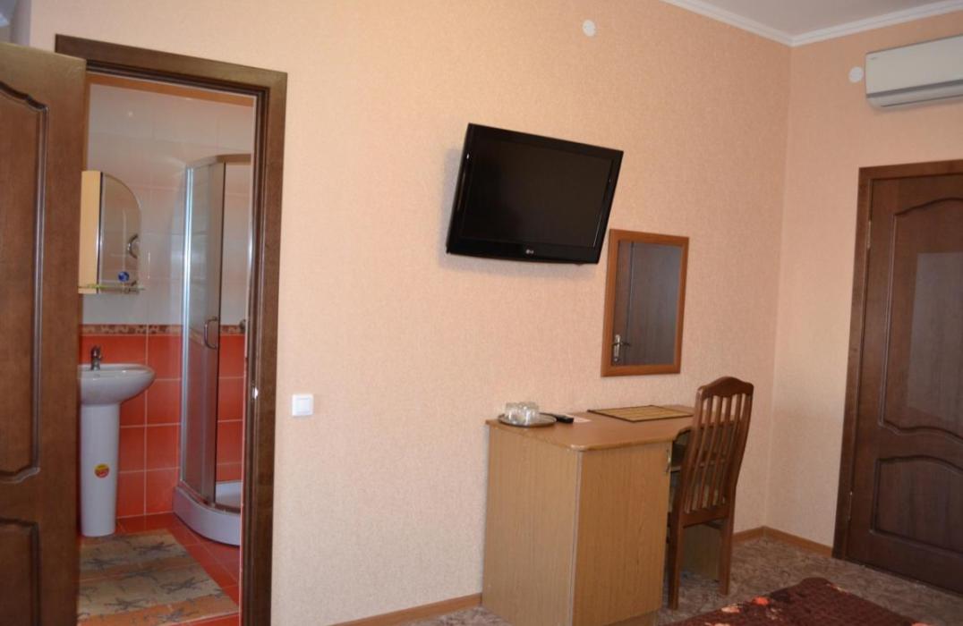3 местный 1 комнатный Стандарт без балкона Корпус А в отеле Патио в Анапе фото 5