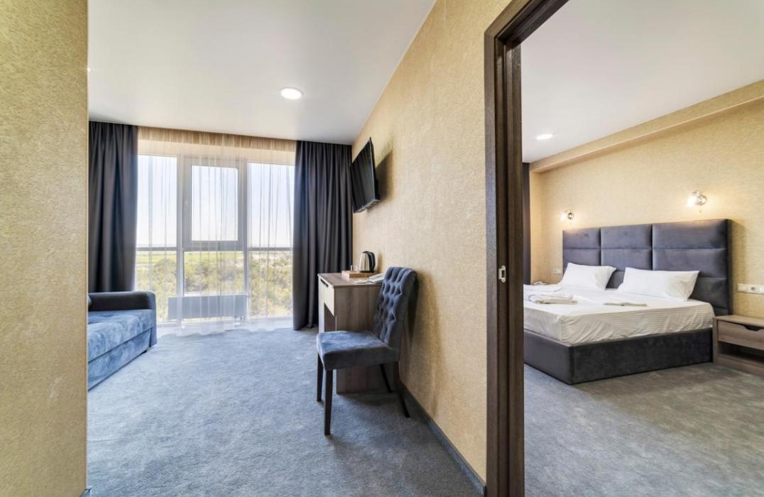 Suite 2-х комнатный в отеле Grand Sapphire Hotel в Анапе фото 2