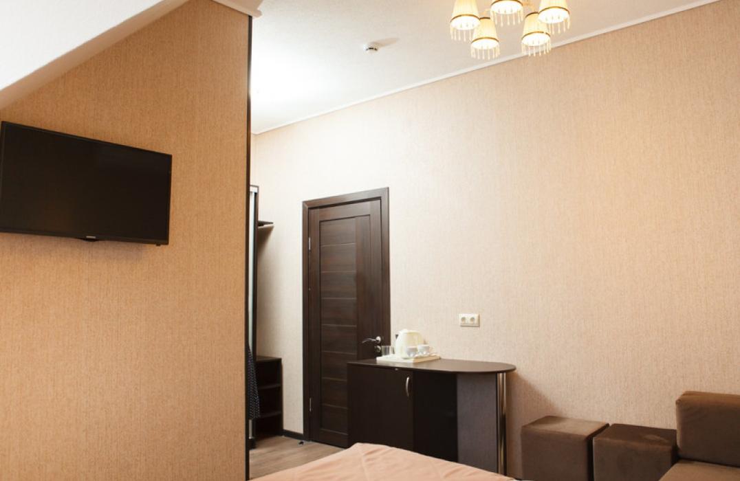 Стандарт, Мансарда без балкона 2 местный 1 комнатный в отеле «Отель Грейс Кипарис / Grace Kiparis» в г. Адлере фото 3