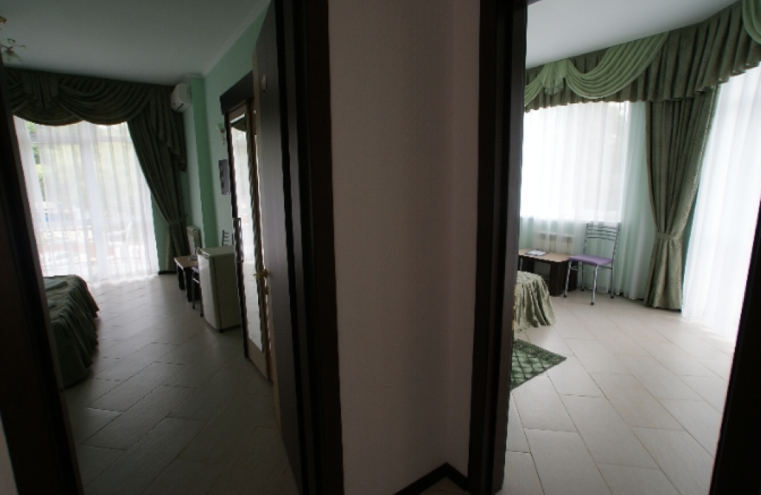 Отель Бумеранг, номер 4 местный 2 комнатный Семейный, фото 2