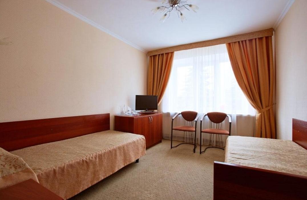Гостиница Пятигорск, номер 2 местный 1 комнатный 1 категории Стандарт с двумя кроватями, фото 1