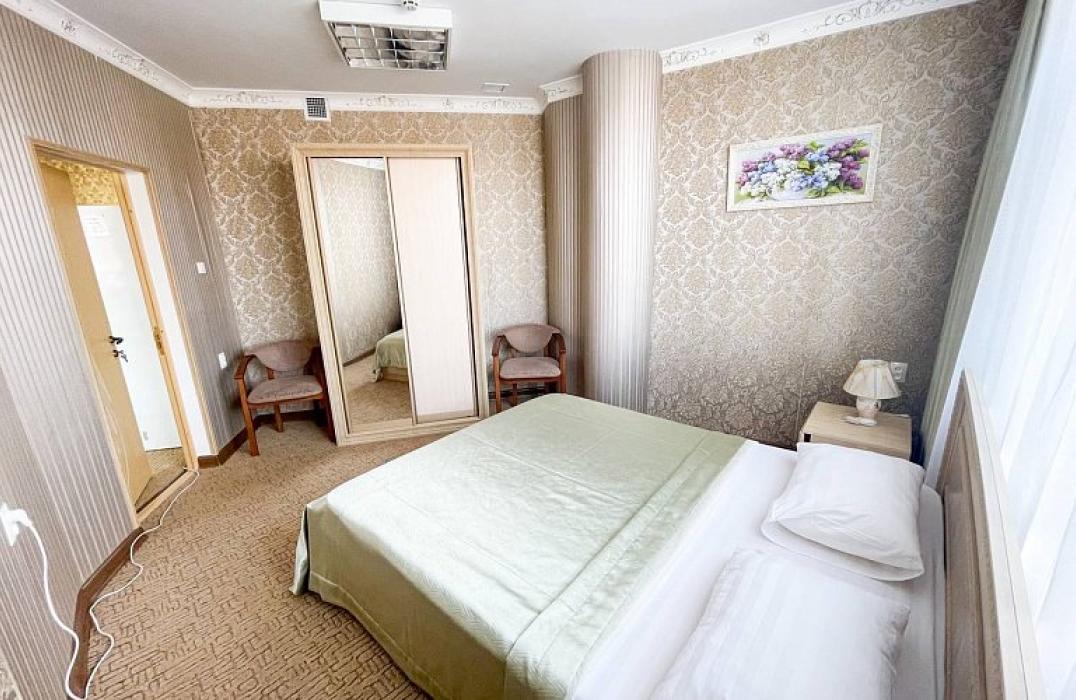 Курорт Серноводск-Кавказский, номер 2 местный 2 комнатный Люкс, фото 2