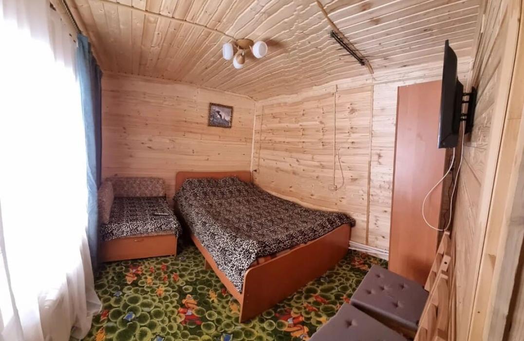 Гостевой дом Сосновый рай в Архызе, Коттедж-шале с одной спальней. Фото 1