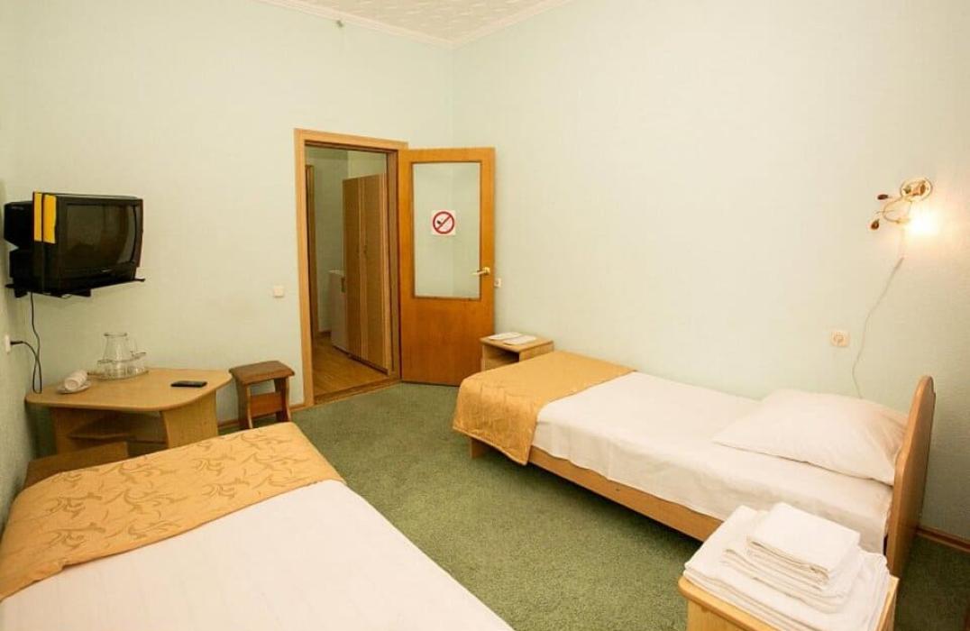 Гостиница Жемчужина Кавказа, номер 2 местный 1 комнатный Стандарт, фото 2