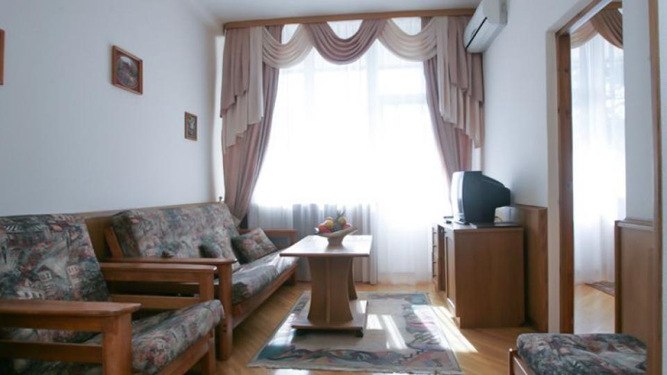 Гостиная в 2 местном, 2 комнатном, Люксе, Приморского корпуса в санатории Беларусь. Сочи