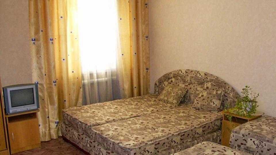 Спальные места в 4 местном, 1 комнатном Эконом в гостинице Горница в Юрюзани 