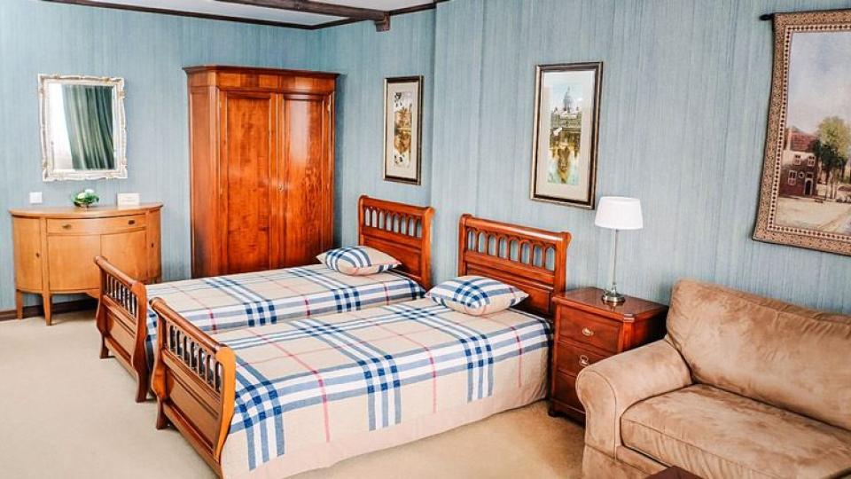 2 местный, 1 комнатный, Люкс №№ 202-210 гостиницы Губернская в Шерегеше