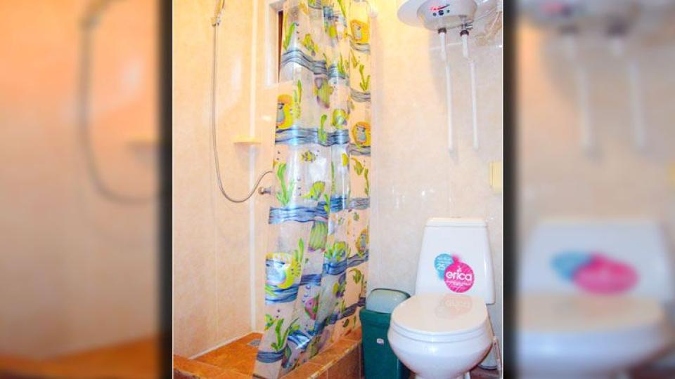 Ванная комната в номере 1 местный, 1 комнатный, 1 категории. База отдыха Геленджик в Городе Геленджик
