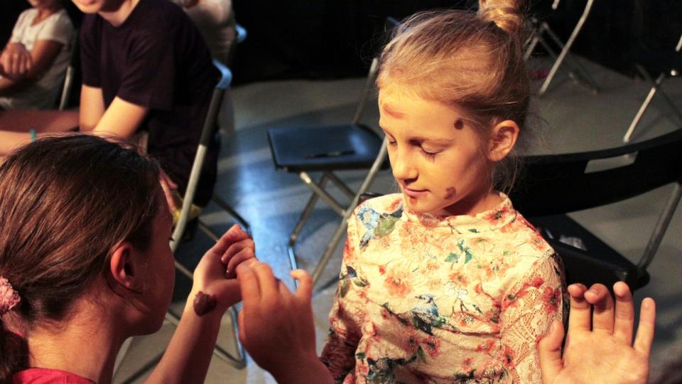 Программа пребывания в детском лагере мир кино, театра и видеоблогинга в Краснодаре