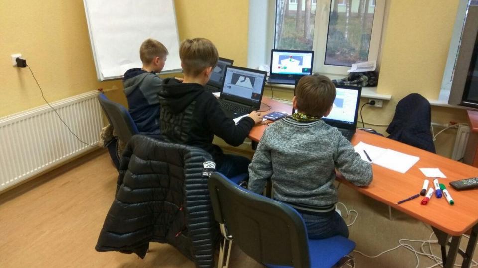 Юниум. IT_Camp - лагерь программирования в Ленинградской области