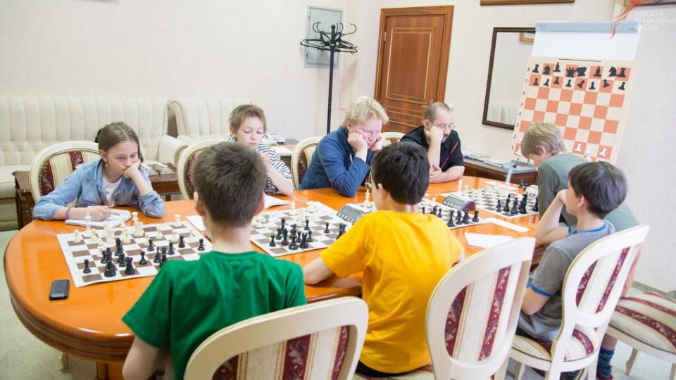 Юный интеллектуал. Русская Шахматная Школа