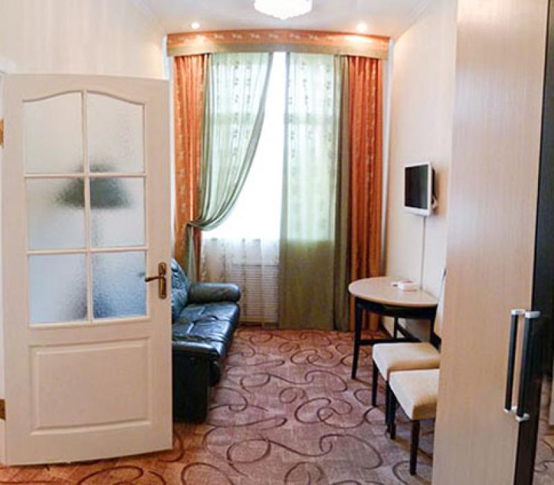 Санаторий Кавказ, номер 2 местный 2 комнатный Улучшенный без балкона, фото 1