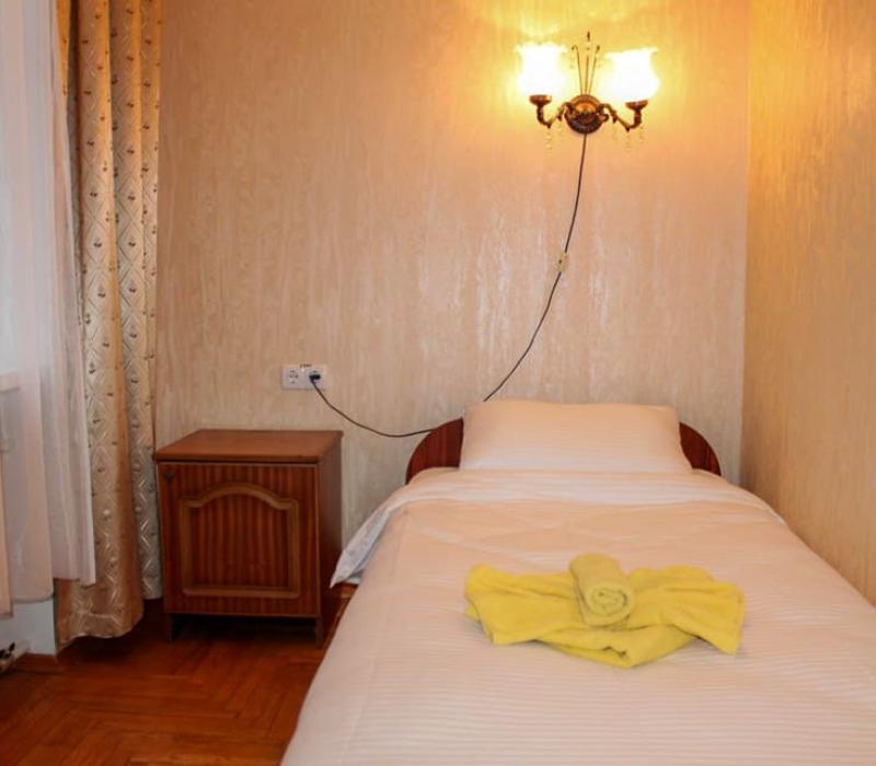 Спальная комната в 3 местном 3 комнатном Улучшенном, Корпус 1 санатория Ерино в Москве