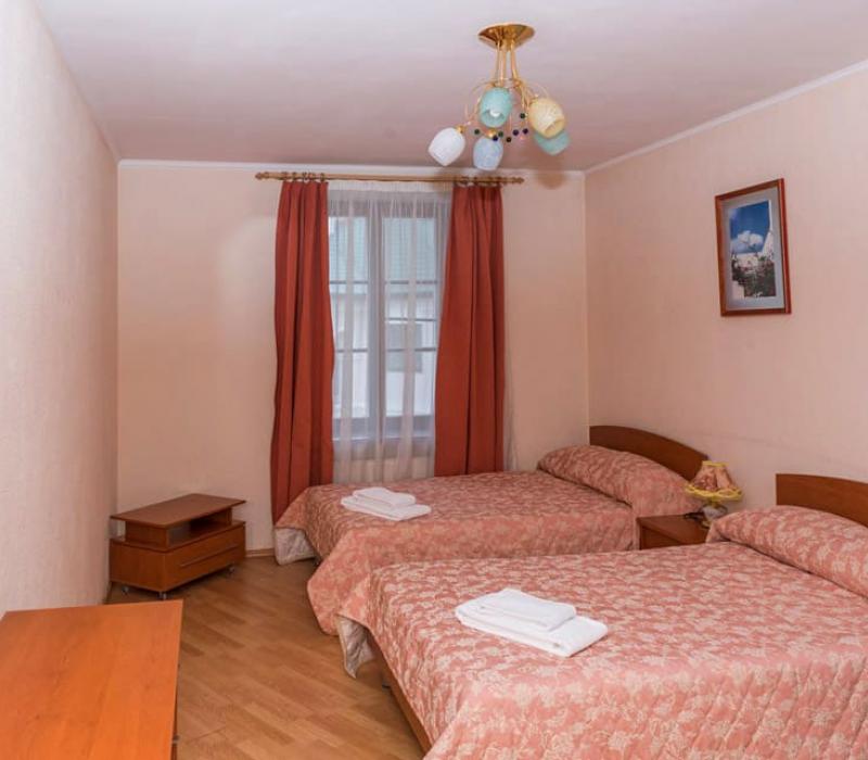 Спальня в 6 местном 5 комнатном 2 этажном, Коттедже №5 санатория Валуево в Москве