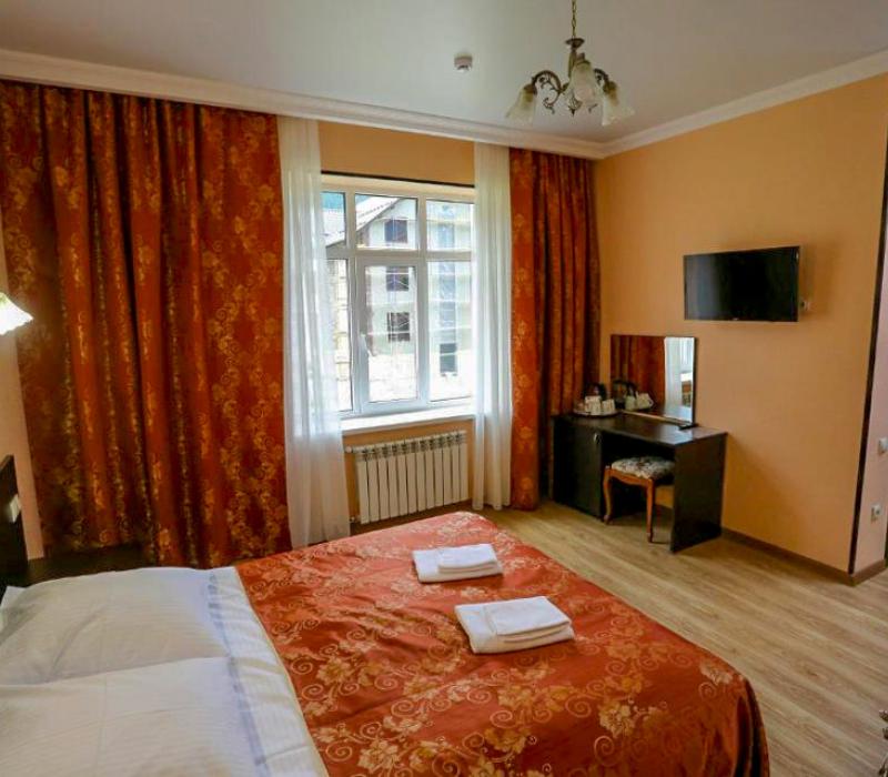 Отель Кавказ в Архызе, номер 2 местный 1 комнатный Стандарт (1,2,3 этажи). Фото 5