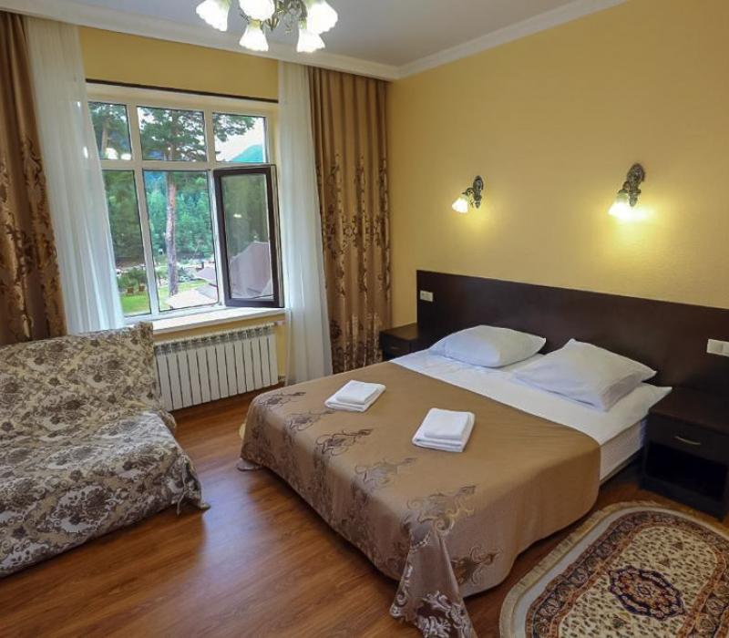 Отель Кавказ в Архызе, номер 2 местный 1 комнатный Стандарт (1,2,3 этажи). Фото 6