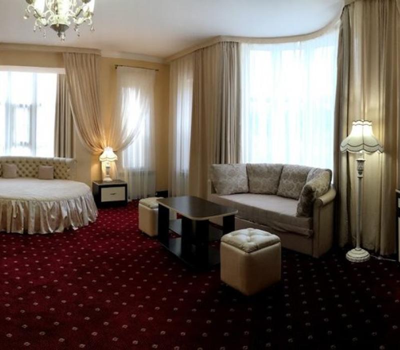 Junior Suite в отеле «Le Bristol / Ле Бристоль» в г. Кисловодске, фото 4