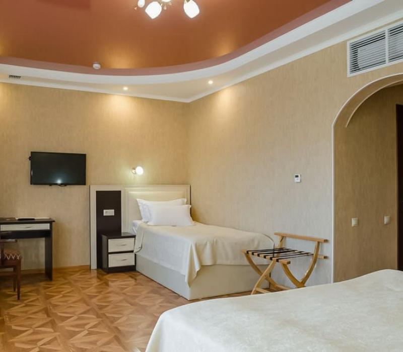 SPA-отель «Рафаэль», номер 3 местный 1 комнатный Комфорт с 2 кроватями, фото 1