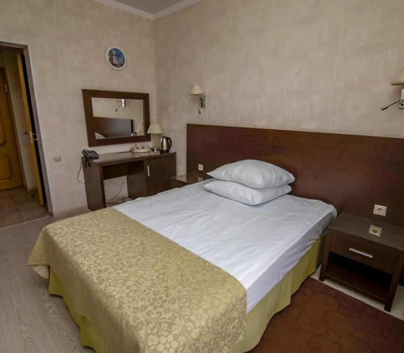 Санаторий Тарханы, номер 1 местный 1 комнатный Стандарт, Основной спальный корпус, фото 2