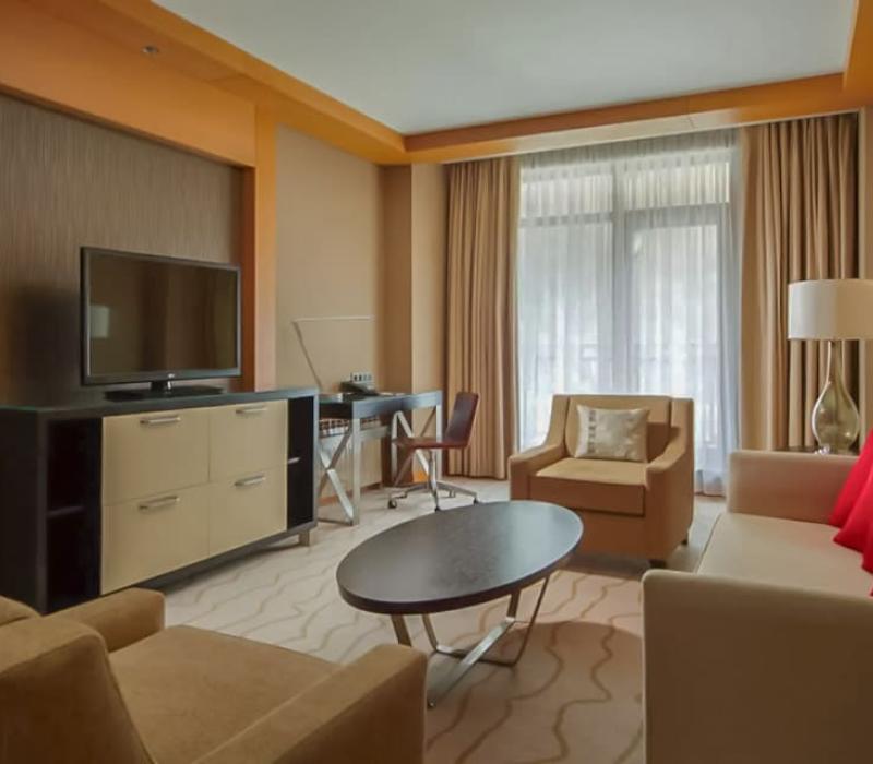 Отель Sochi Marriott Krasnaya Polyana, номер 2 местный 2 комнатный Люкс, фото 3