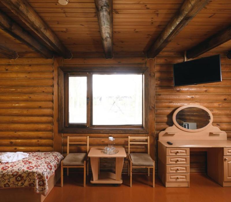 2 местный 1 комнатный номер Деревянный сруб в Санатории Полтава-Крым в г.Саки фото 3