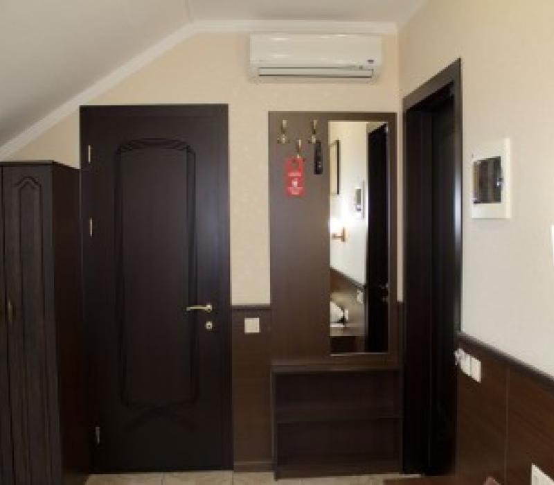 3 местный 1 комнатный Мансардный (4 этаж) в гостинице Садко на улице Шевченко в г. Анапа фото 4