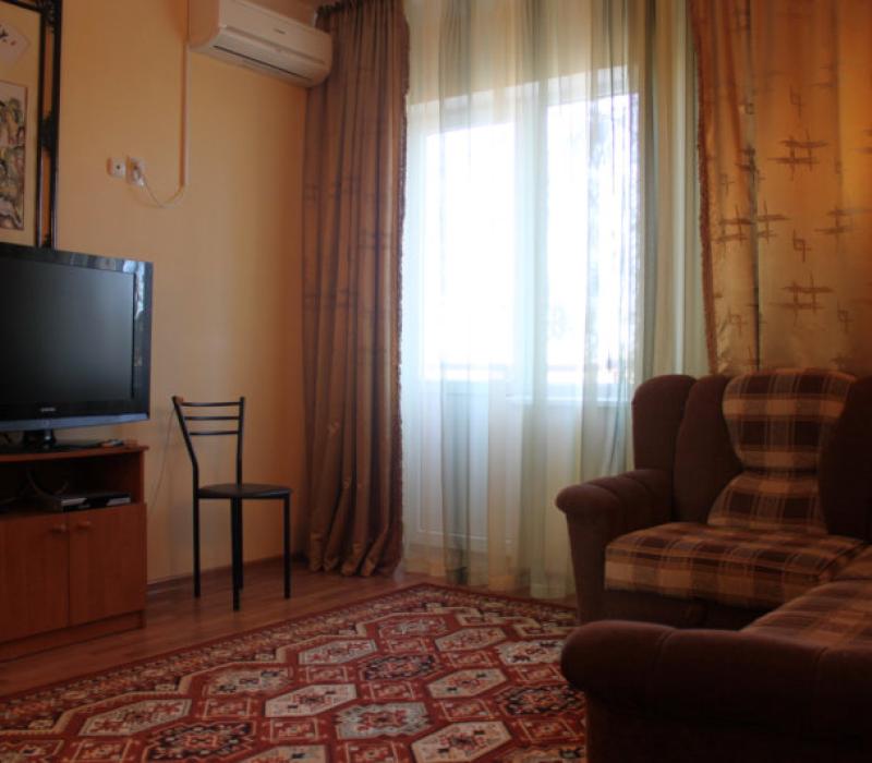 3 местный 2 комнатный Стандарт в отеле Черноморочка в Анапе фото 4