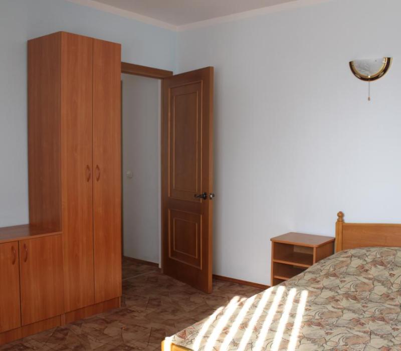 3 местный 2 комнатный Стандарт в отеле Черноморочка в Анапе фото 2