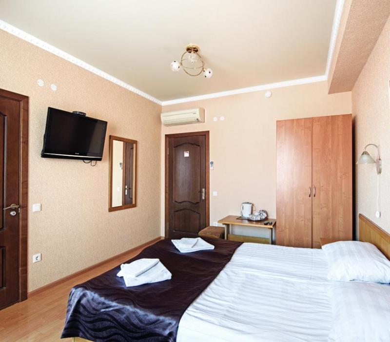 3 местный 1 комнатный Стандарт с балконом Корпус А в отеле Патио в Анапе фото 3