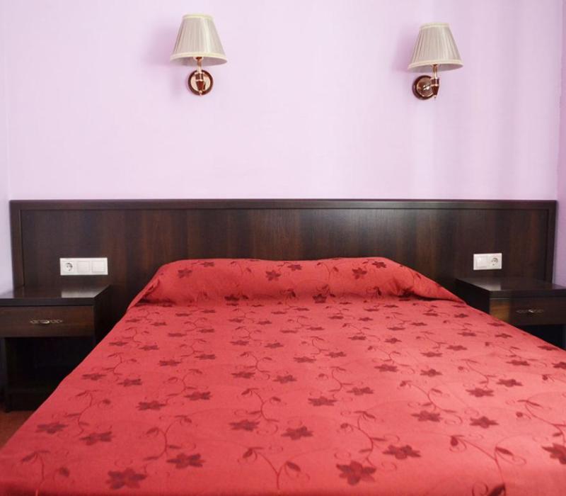 Стандарт 1 местный 1 комнатный (16 м²) в отеле Лотос в Анапе фото 1