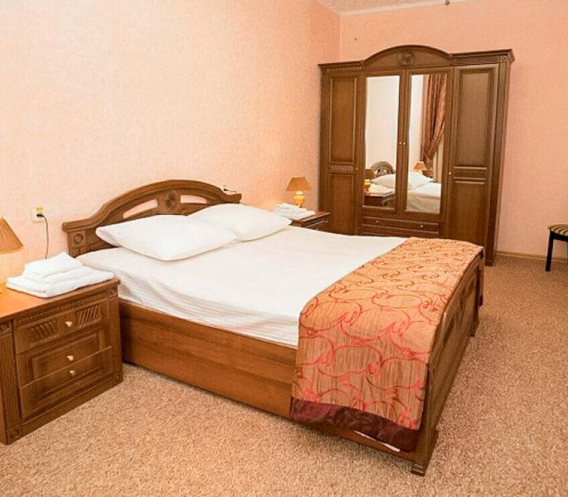 Гостиница Жемчужина Кавказа, номер 2 местный 2 комнатный Люкс с джакузи, фото 2