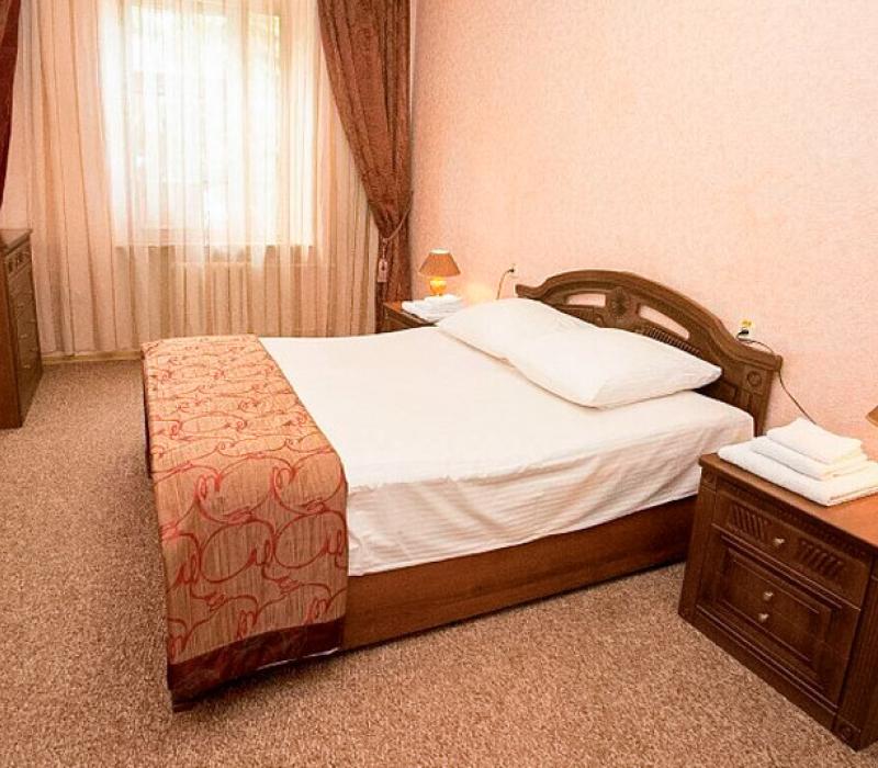 Гостиница Жемчужина Кавказа, номер 2 местный 2 комнатный Люкс с джакузи, фото 1