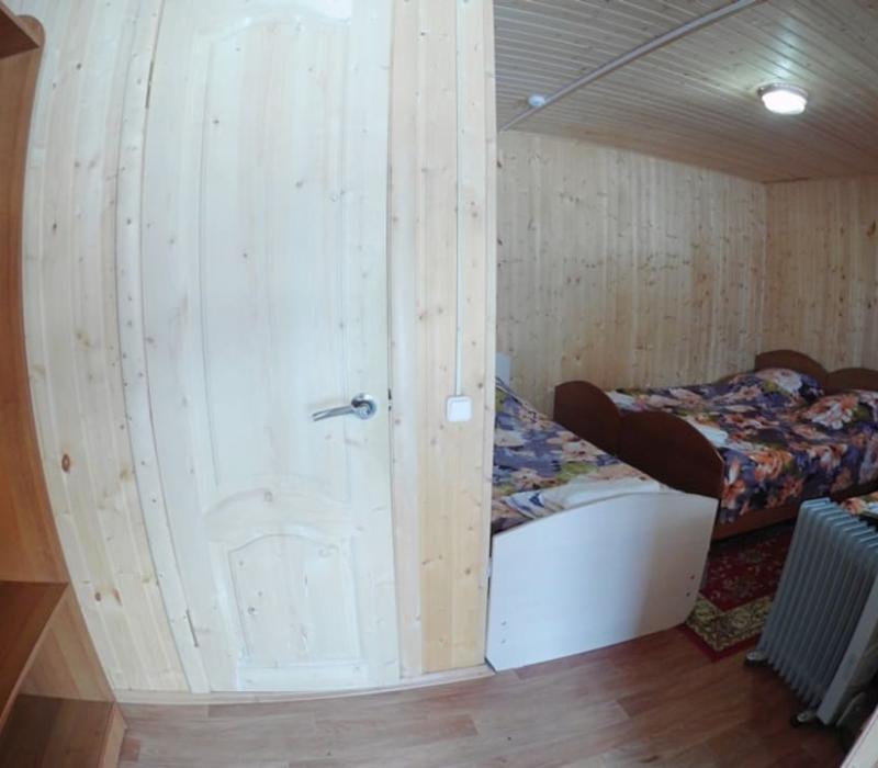 База отдыха Снежный Барс, 4 местный 1 комнатный Домик, фото 3