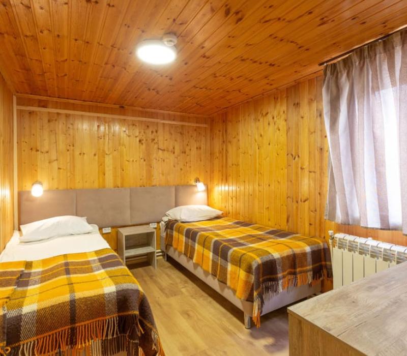 Отель Allure Lodge / Аллюр Лодж, Семейный домик №4. Фото 3