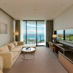 Mriya Resort & SPA, номер Семейный люкс с видом на море, фото 1
