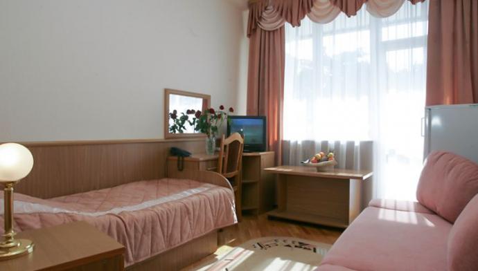 Санаторий Беларусь, номер 1 местный 1 комнатный Стандарт с видом на парк, Приморский корпус